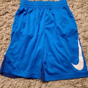 Boys Nike and Champion Shorts (3)
